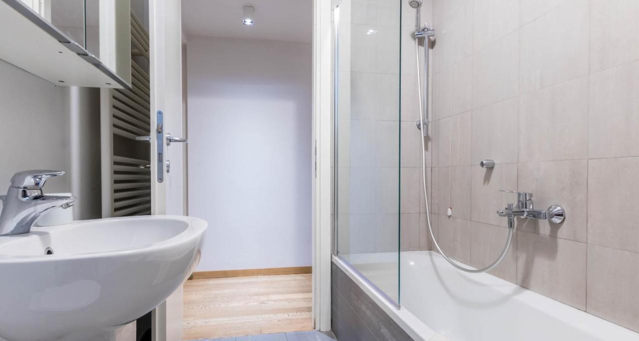 Joivy Apt For 6 With Big Terrace In Milan Centro Storico Екстер'єр фото